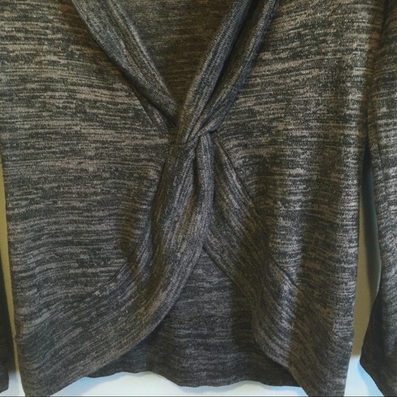 SALE ⚡️3/20⚡️ Revolution cardigan sweater - Picture 4 of 4